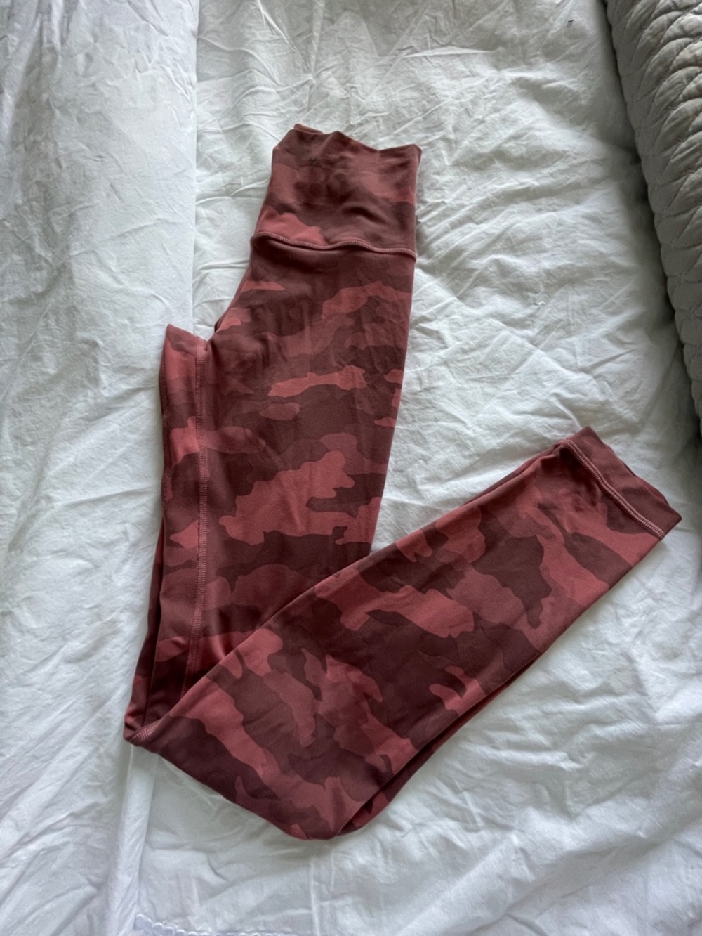 Lululemon size 4 leggings